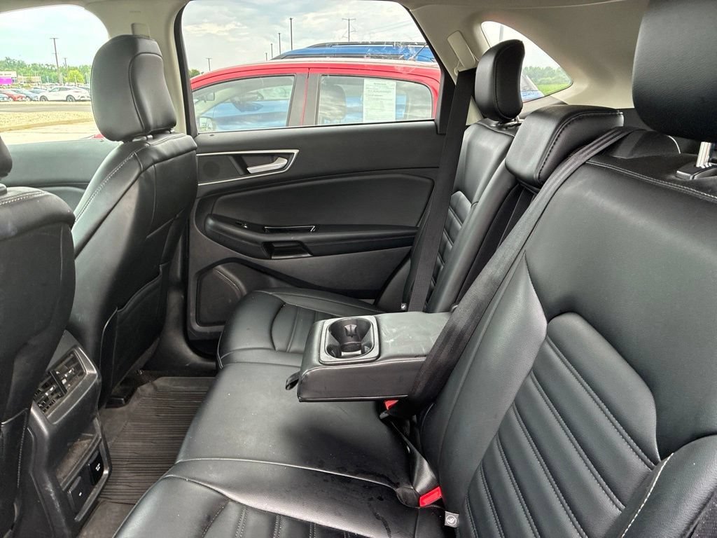 Used 2020 Grey Ford SEL image 11