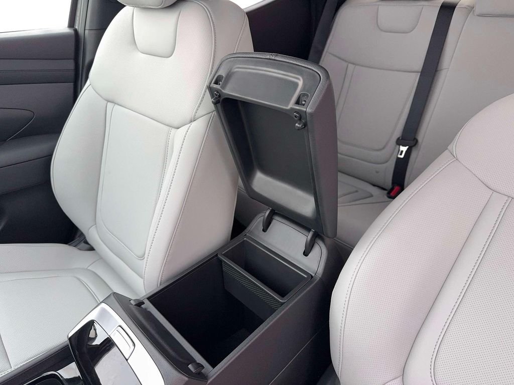 New 2026 Black Hyundai SEL Activity AWD image 37