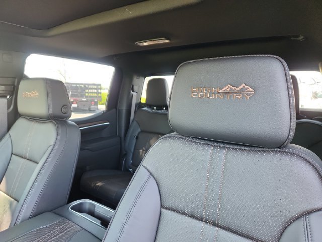New 2026 White Sands Chevrolet High Country image 13