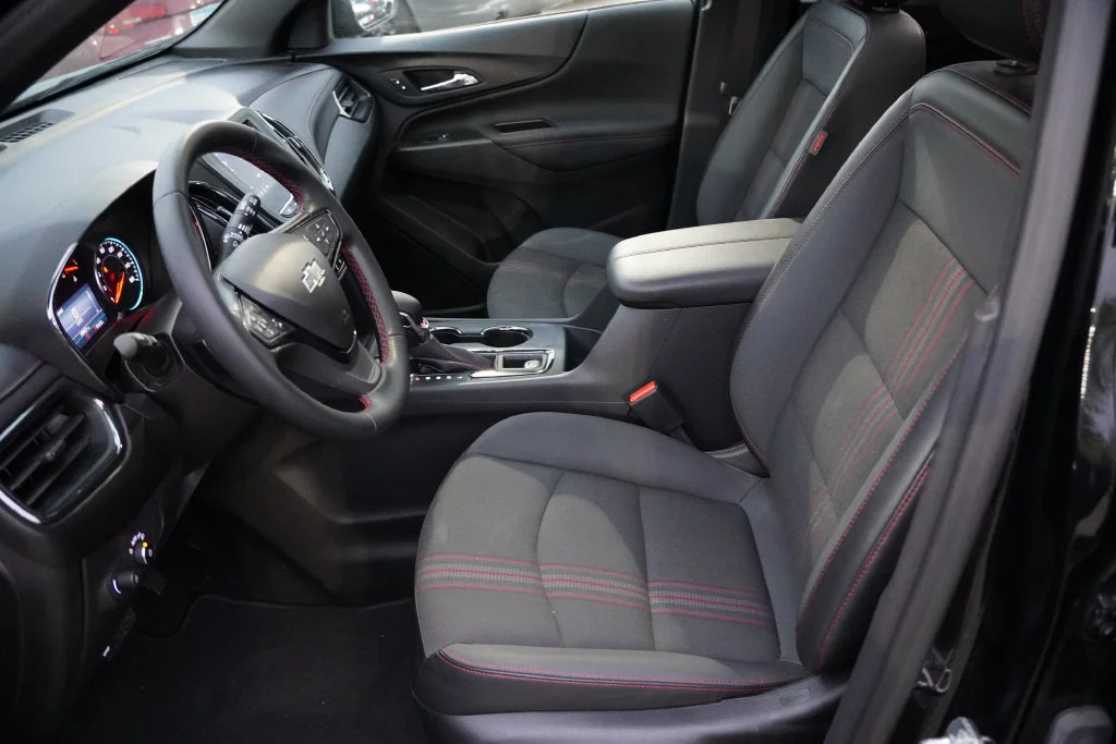 Used 2023 Mosaic Black Metallic Chevrolet RS image 4