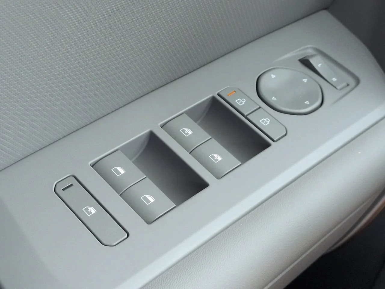 New 2027 Aurora Black Pearl Kia EX image 27