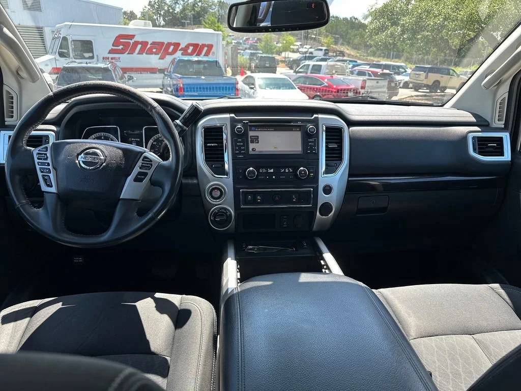 Used 2017  Nissan SV image 27