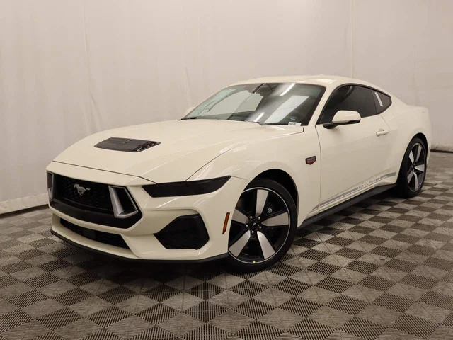 2025 Ford Mustang GT Premium Fastback