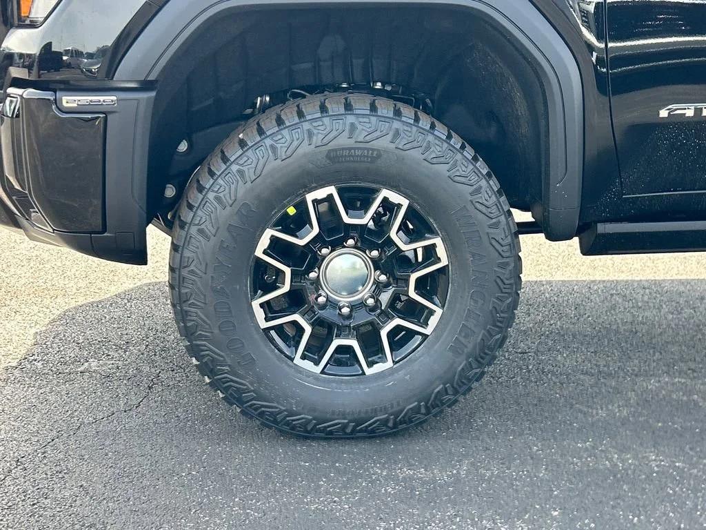 2026 GMC Sierra 2500HD AT4X - Photo 12