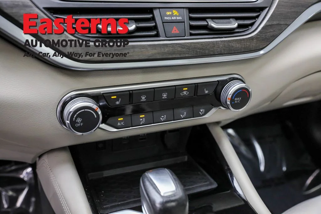 Used 2023 Red Nissan 2.5 SV image 20