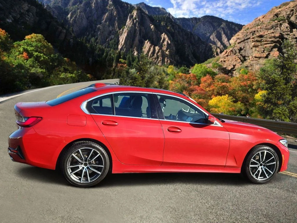Used 2019 Red BMW 330i xDrive image 2