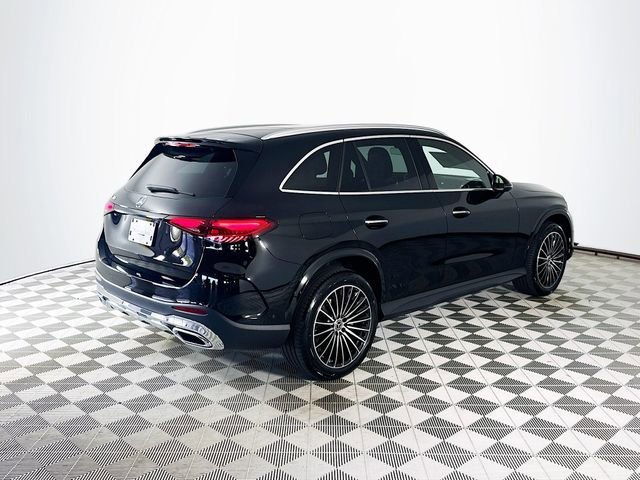 New 2026 Black Mercedes-Benz GLC 300 image 38