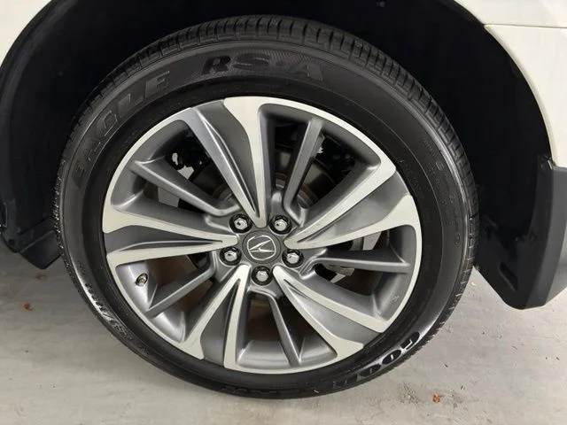 Used 2017 White Acura 3.5L image 9