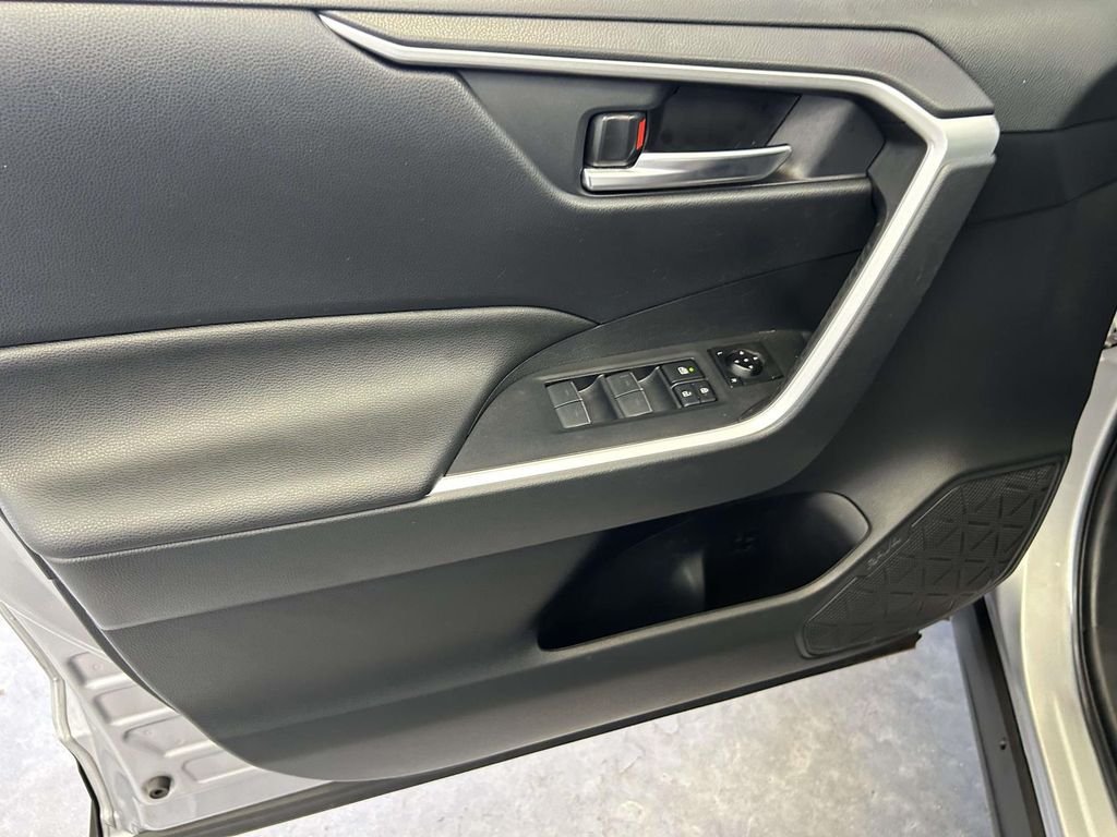 Certified Used 2025 Silver Toyota XLE Premium image 18