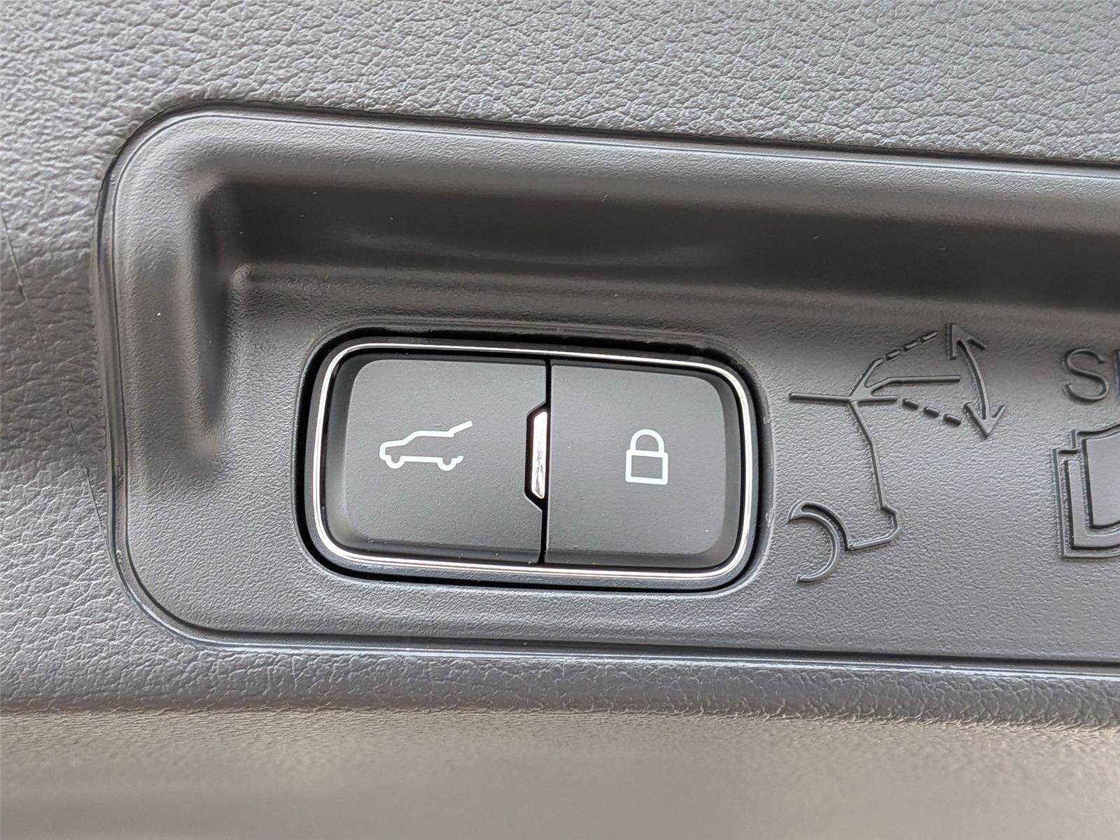 New 2026 Carbonized Gray Metallic Ford Active image 34