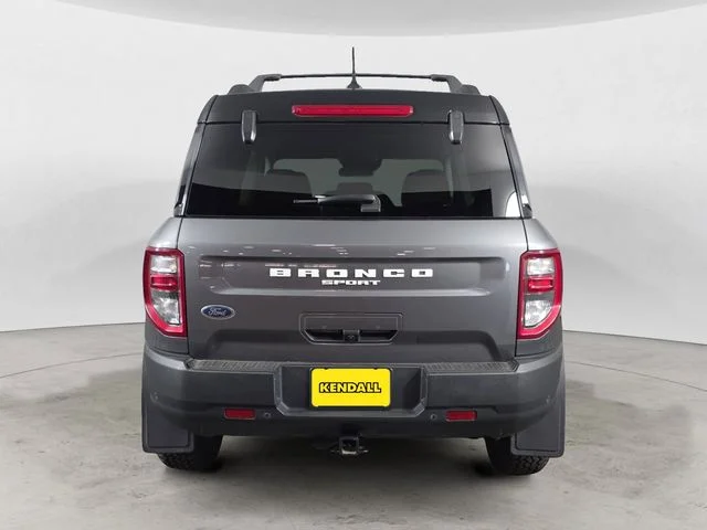Used 2022 Gray Metallic Ford Outer Banks image 4