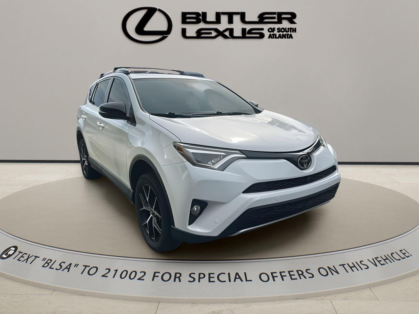 Used 2017 Super White Toyota SE image 3