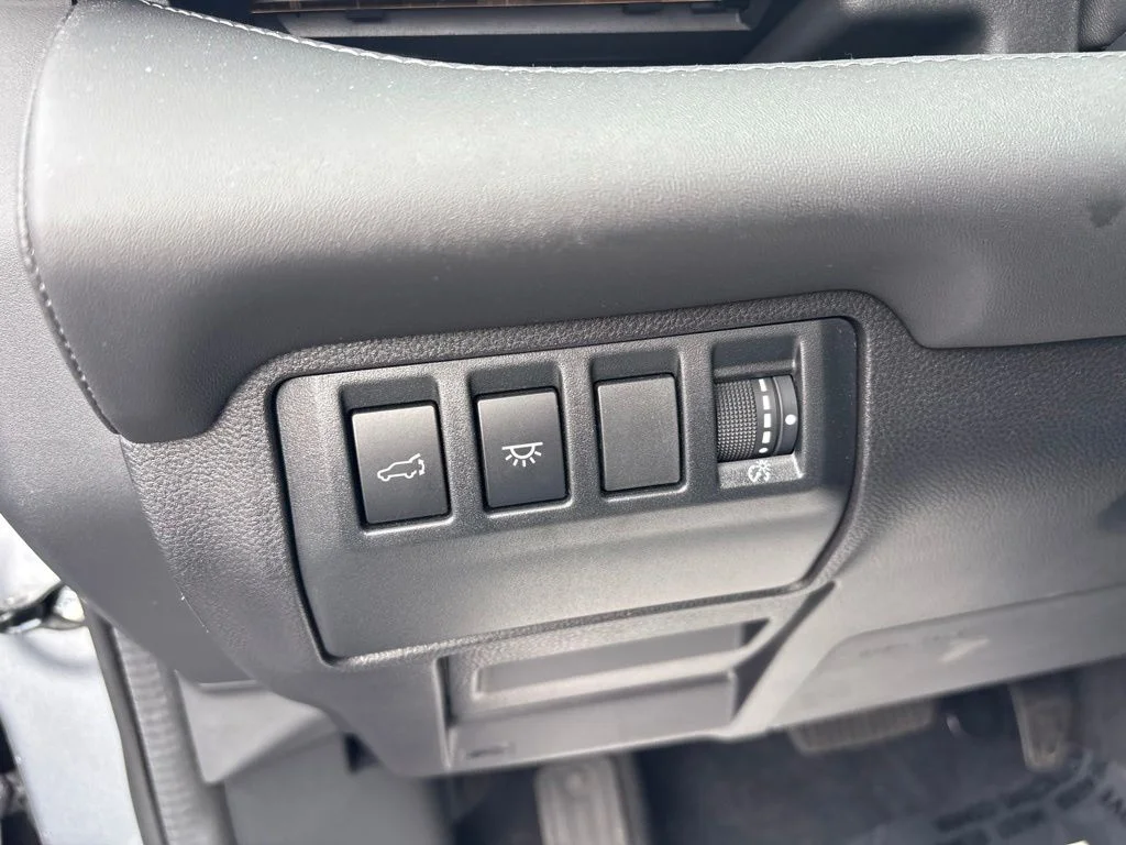 Used 2026 Silver Subaru Touring image 21