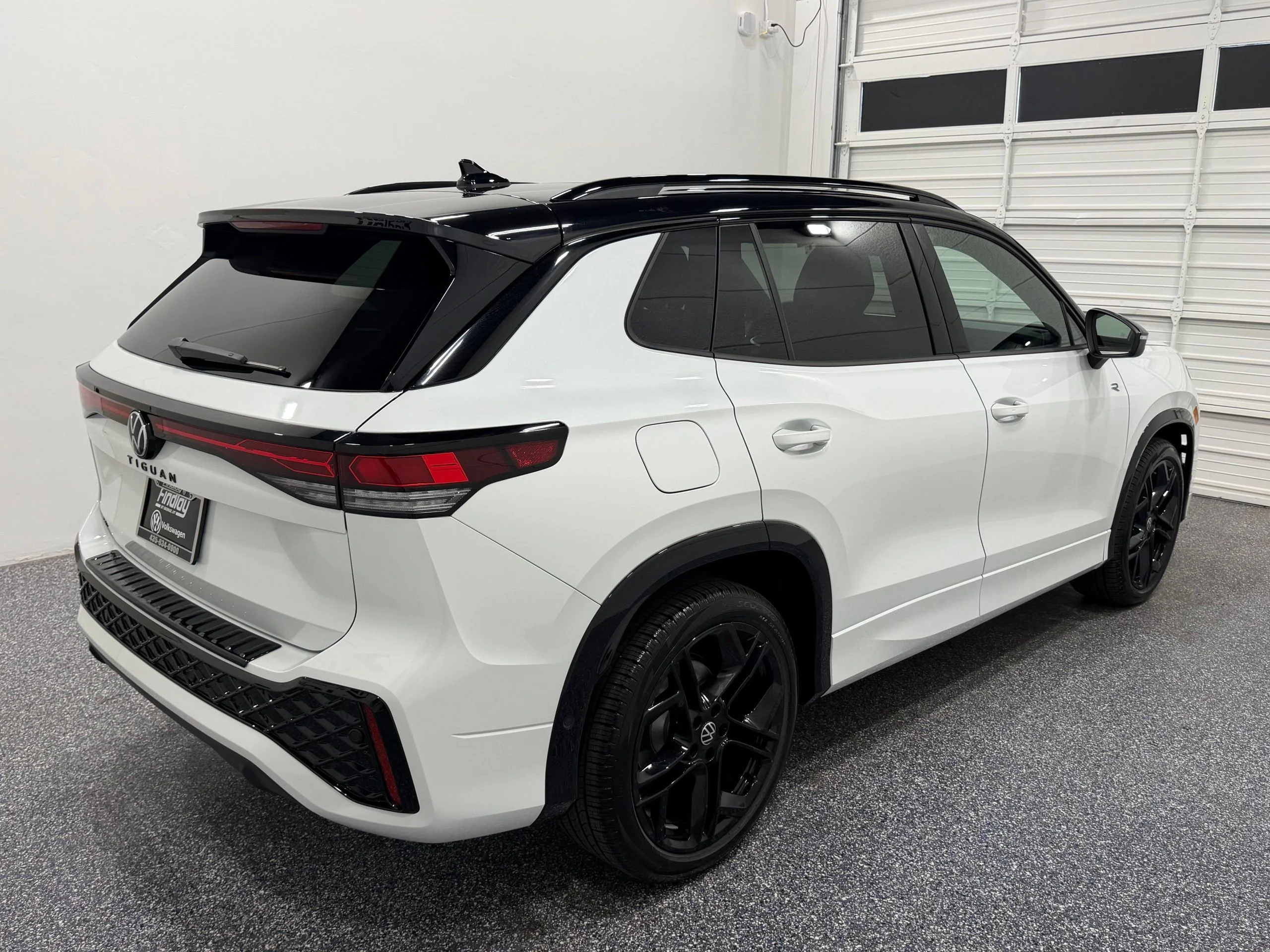 New 2026 White Volkswagen SE R-Line Black image 6