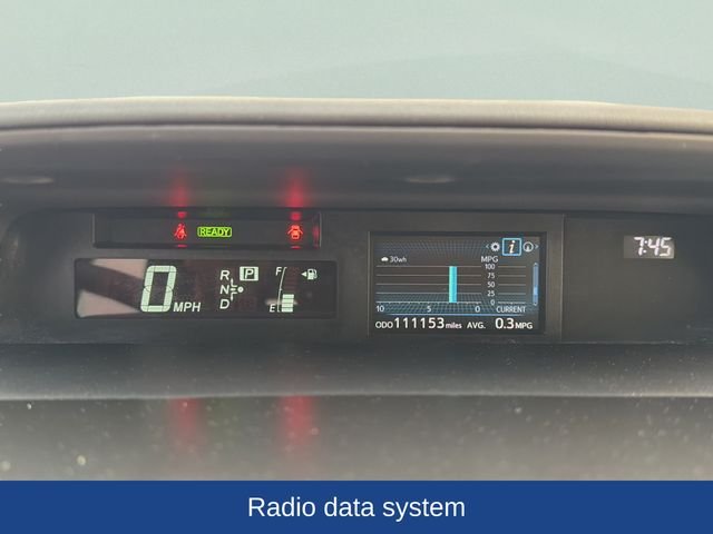 Used 2017 Silver Toyota Three image 10