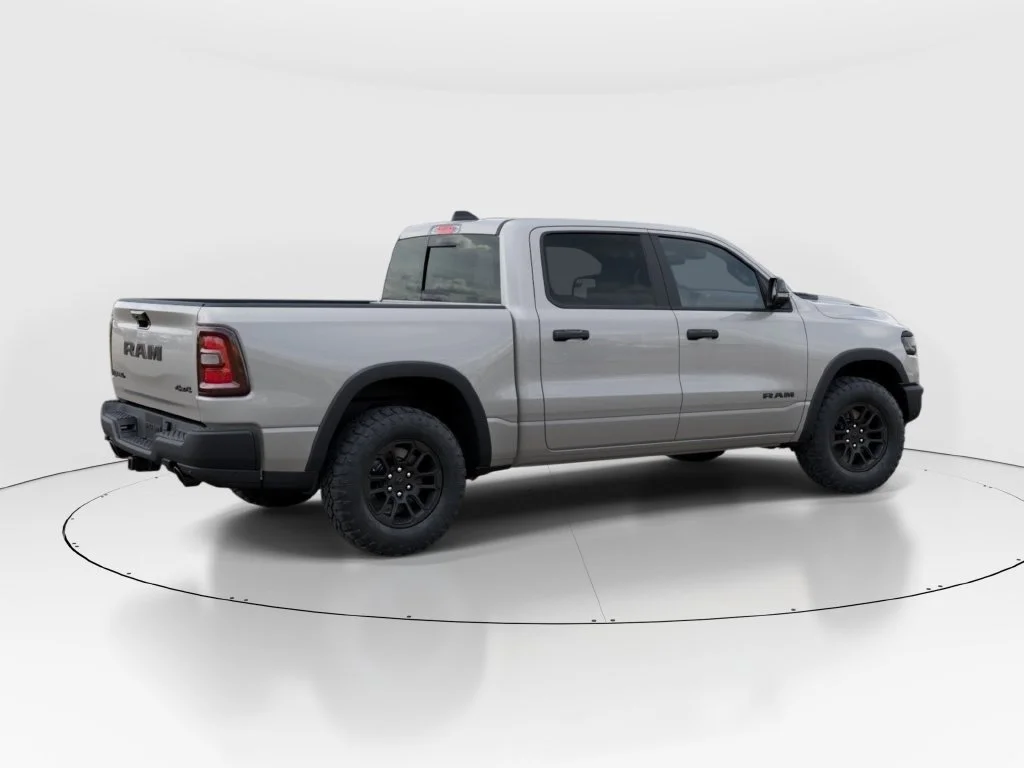New 2026 Silver Zynith Exterior Paint RAM Rebel image 4