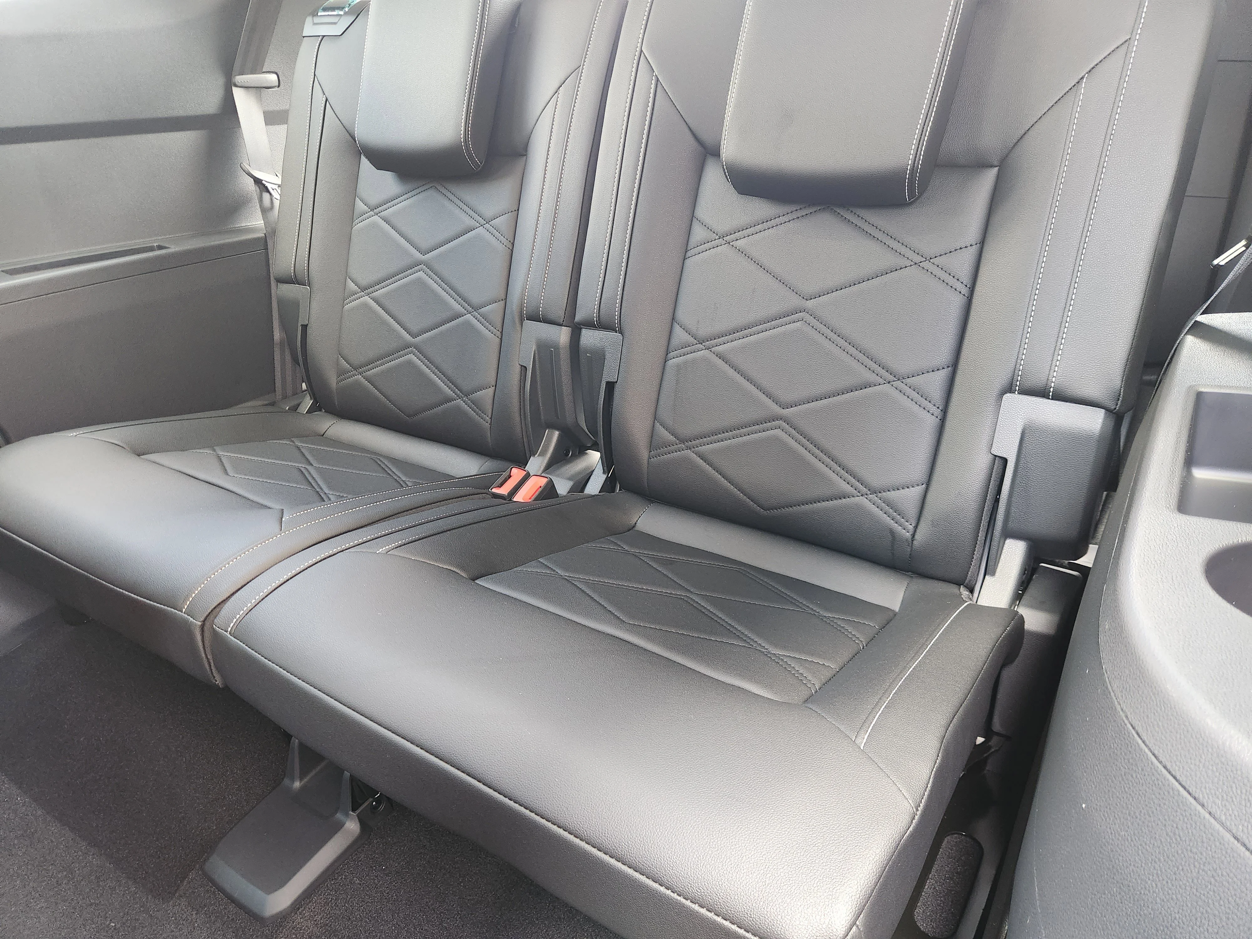 2026 Volkswagen Atlas SE w/Tech - Photo 20