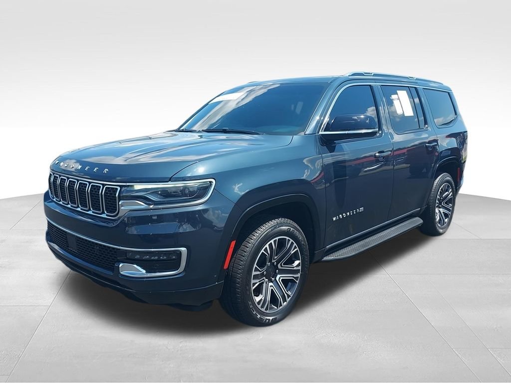 Used 2023 Gray Jeep Base image 4