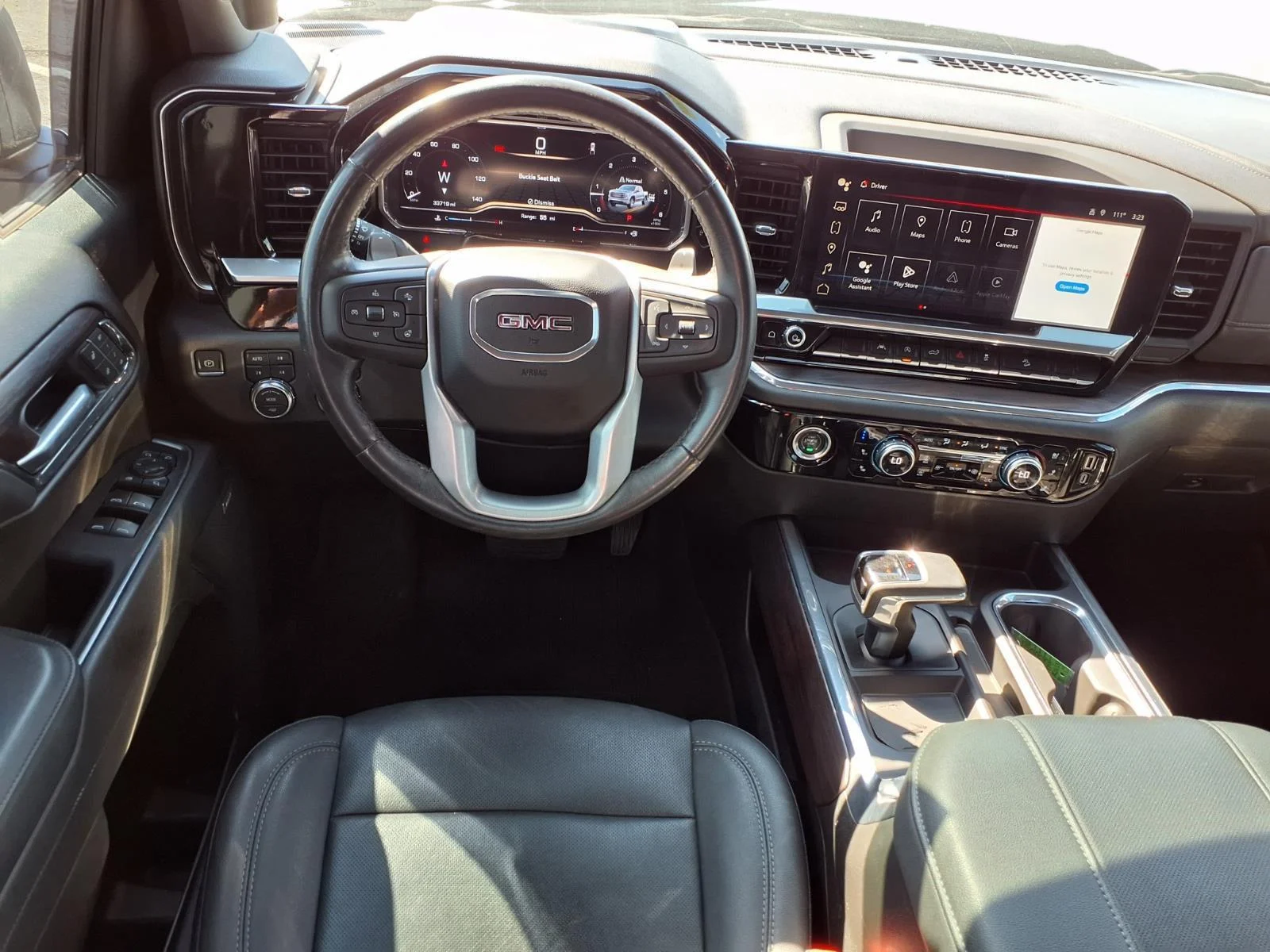 Used 2023 Onyx Black GMC SLT image 4