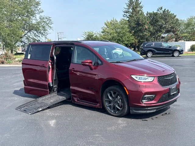 2021 Chrysler Pacifica