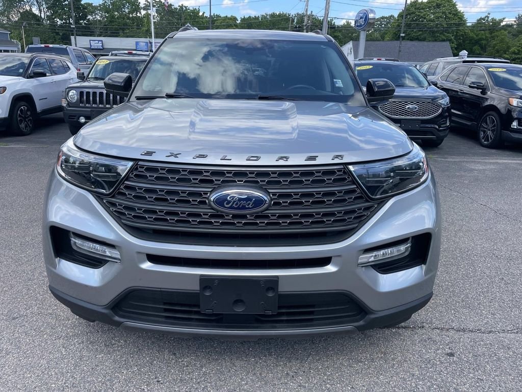 Used 2023 Silver Ford XLT image 10