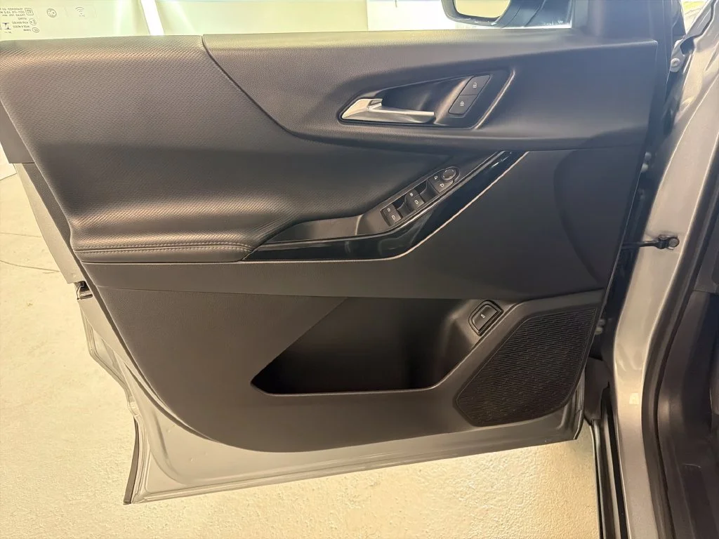 Used 2025 Gray Chevrolet LT image 11