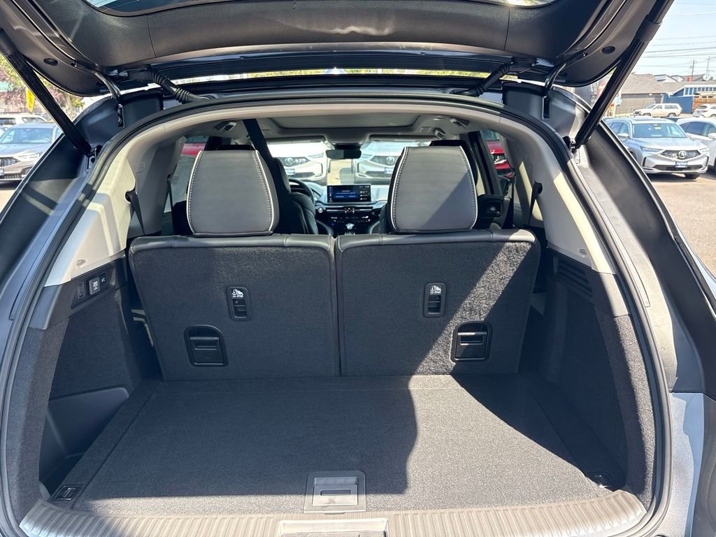 New 2026 Liquid Carbon Metallic Acura Advance Package image 31