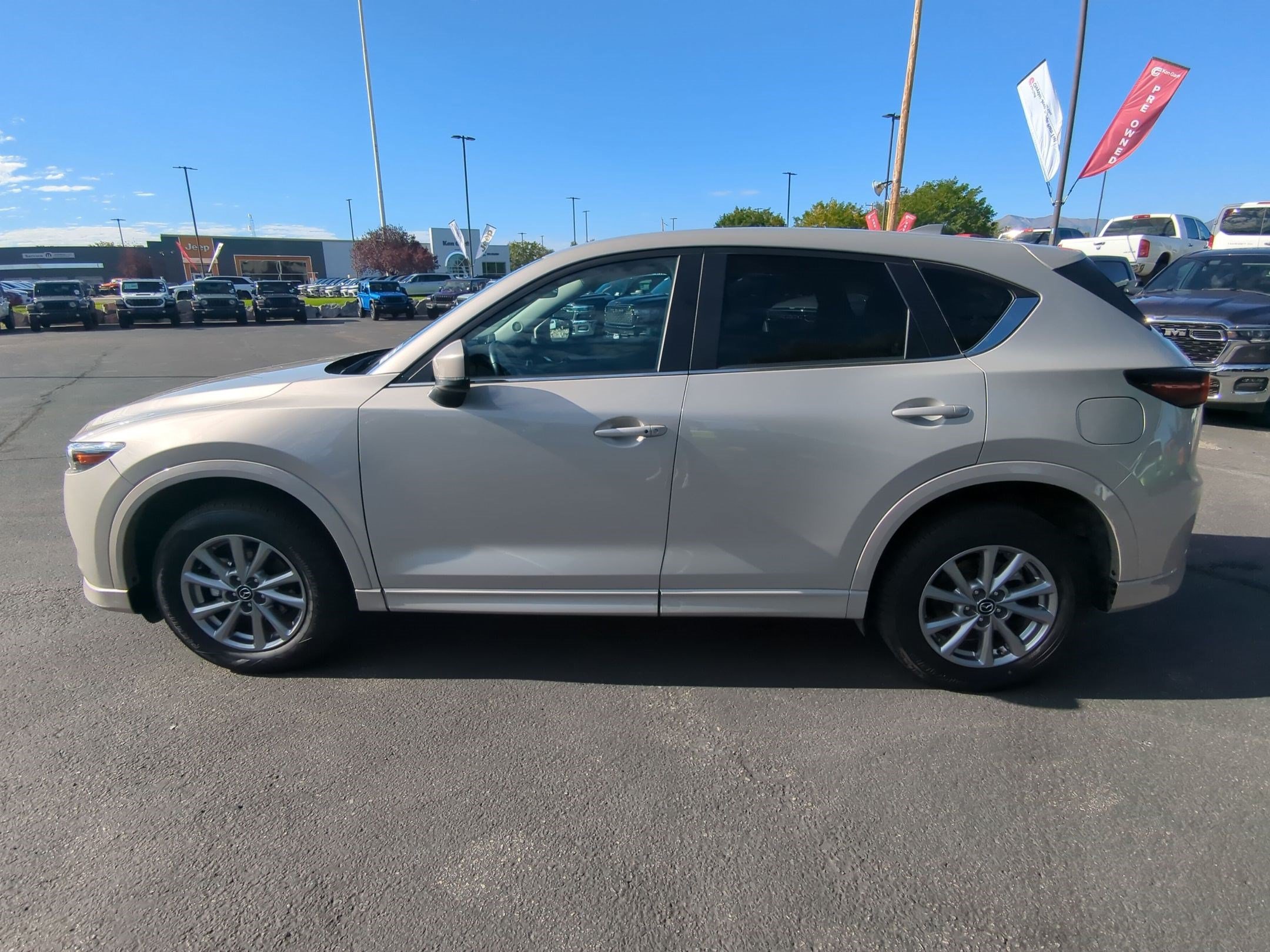 Used 2025 Platinum Quartz Metallic Mazda 2.5 S Select Package image 8
