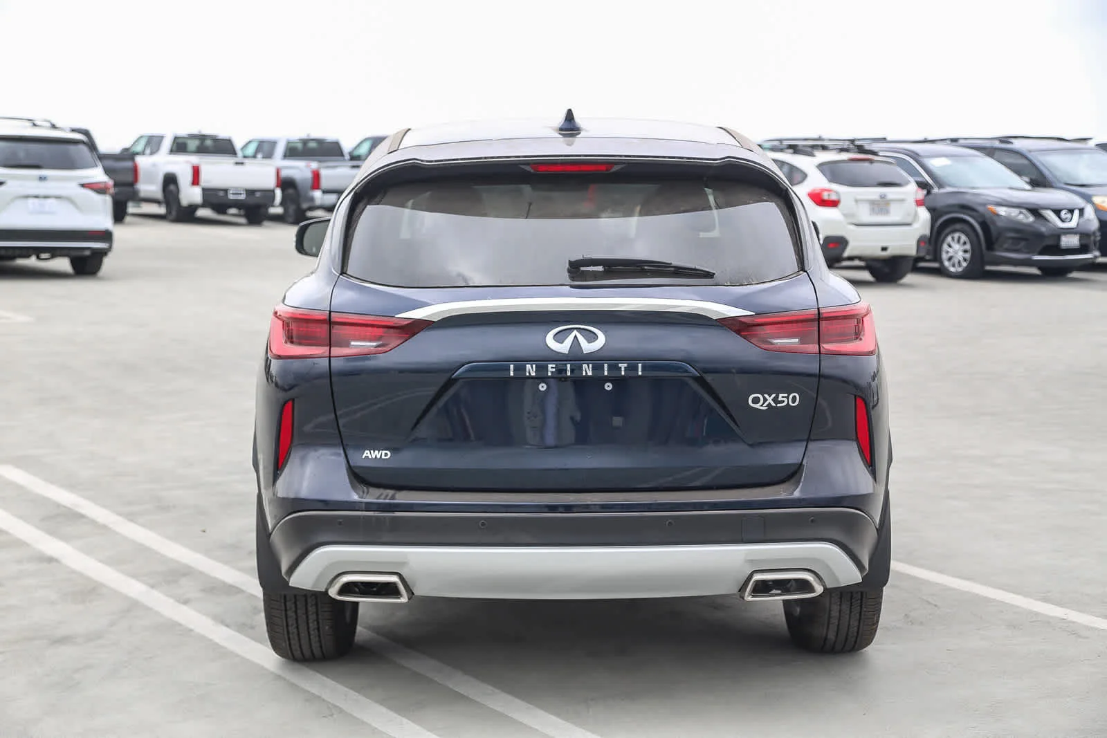 New 2025 HERMOSA BLUE INFINITI Pure AWD image 7