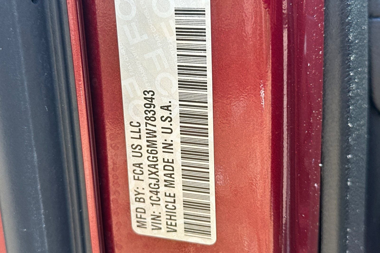 Used 2021 Red Jeep Sport S image 28