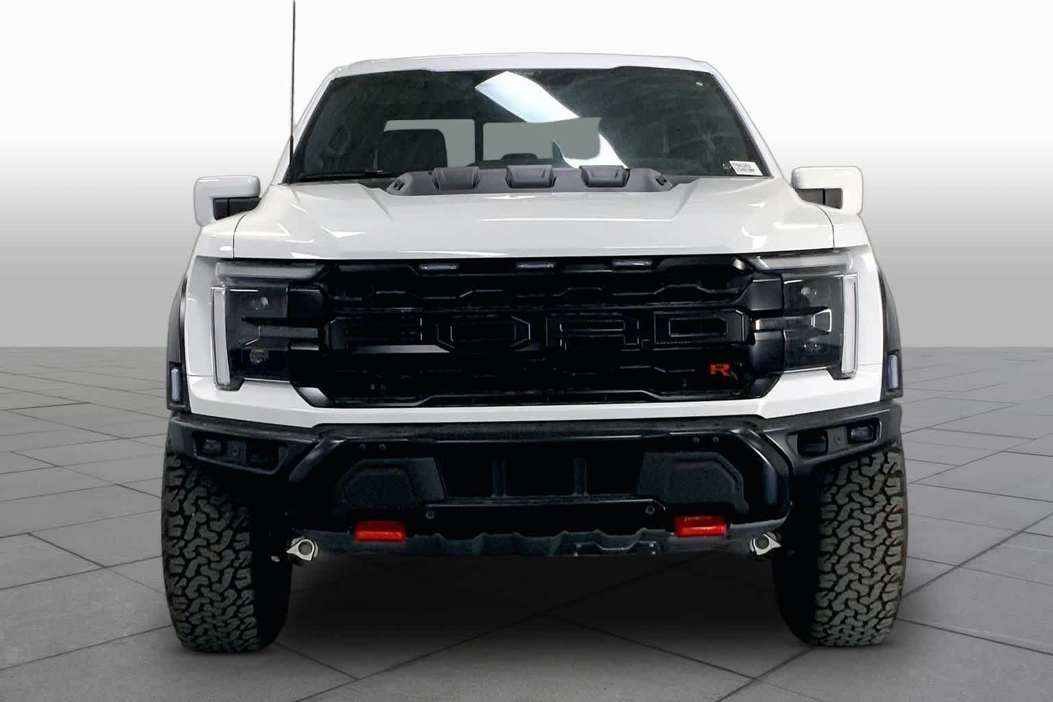 New 2026 Oxford White Ford Raptor image 2