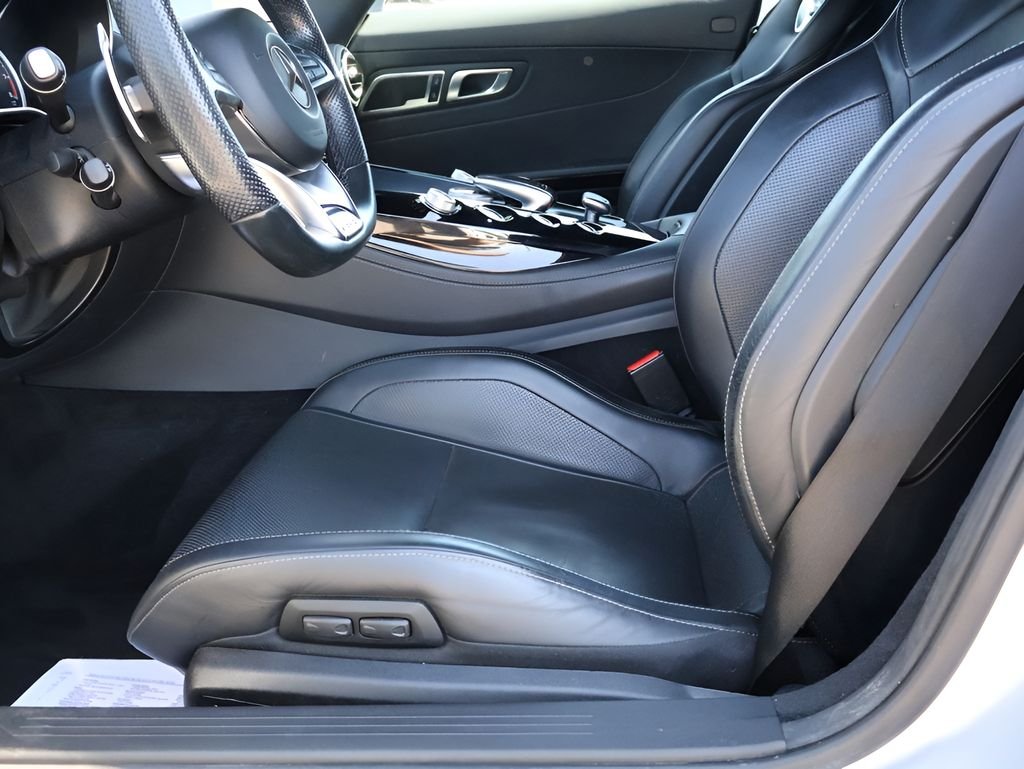 Used 2019 Iridium Silver Metallic Mercedes-Benz Base image 37