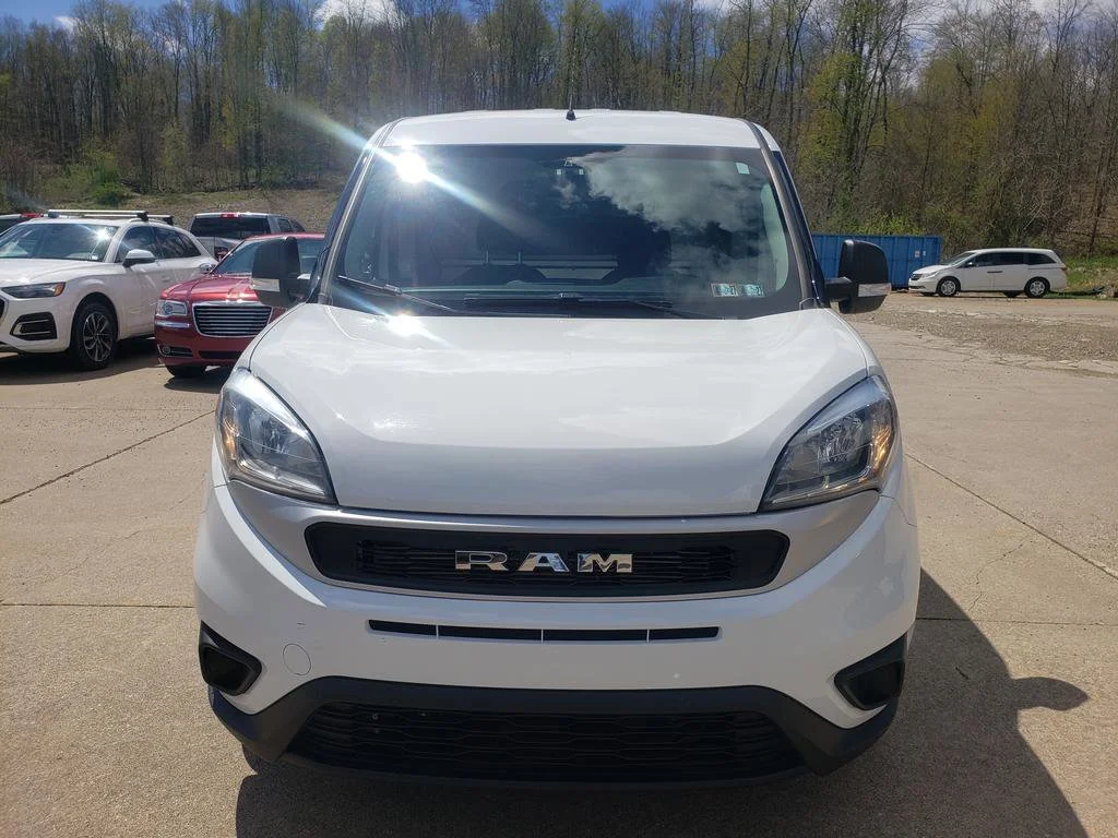 Used 2022 Bright White Ram Tradesman image 9