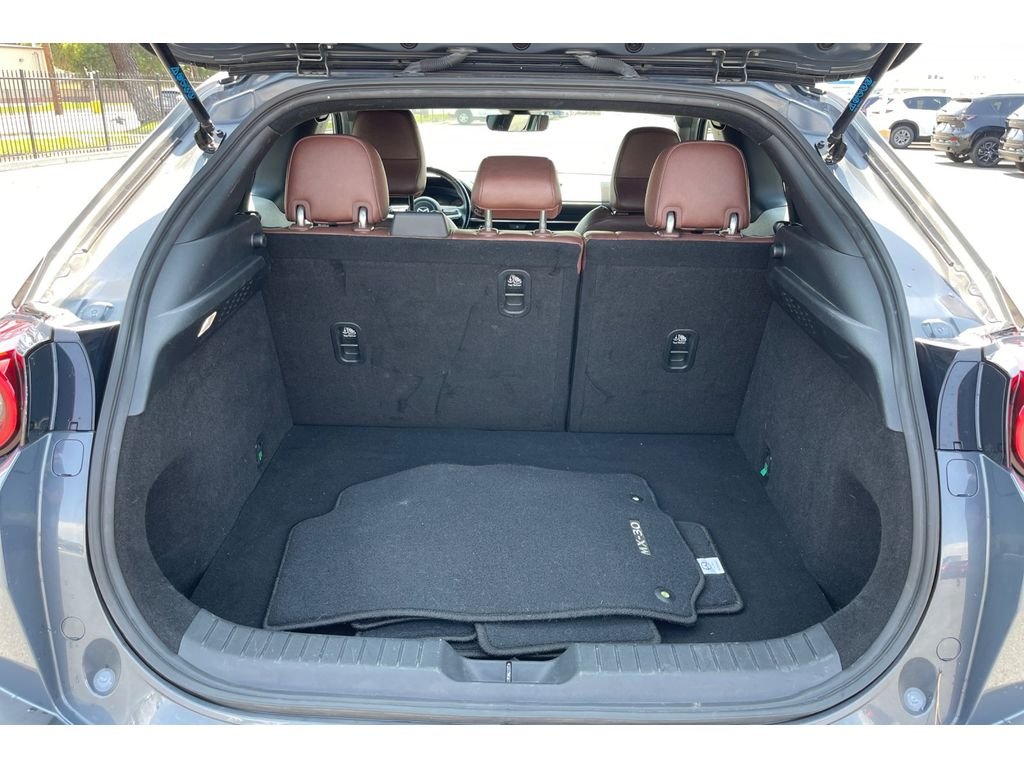 Certified Used 2022 Polymetal Gray Metallic Multi-Tone Mazda Premium Plus Package image 18