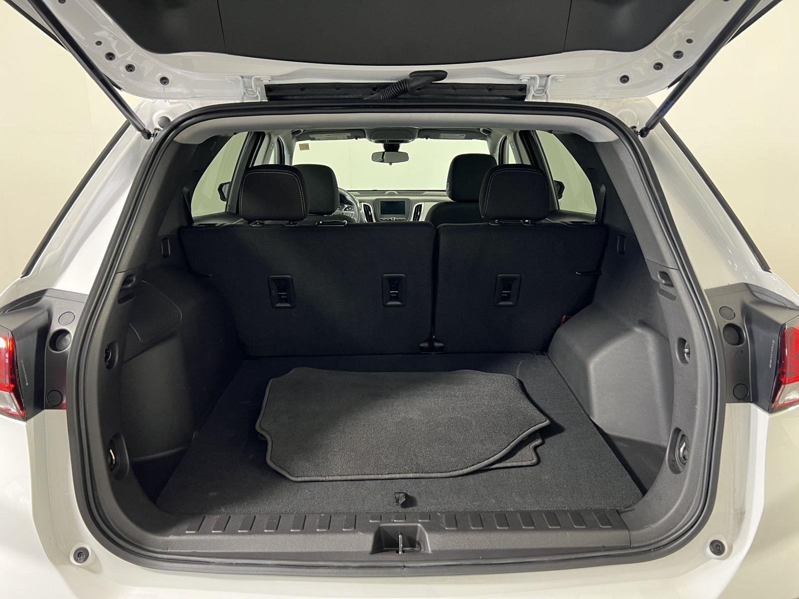 Used 2024 Summit White Chevrolet LS image 27