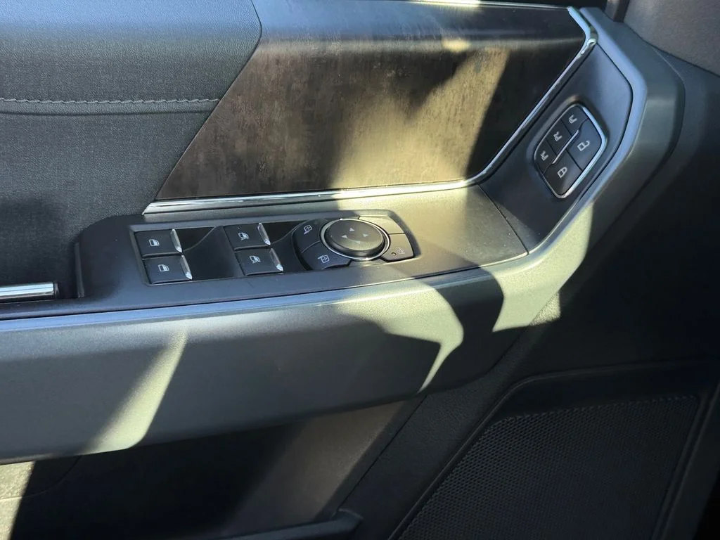 Used 2021 Red Ford Lariat image 25