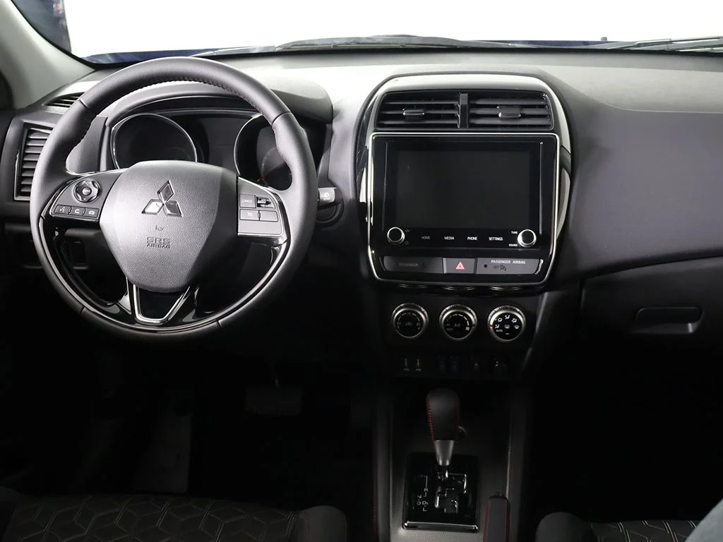 New 2026 Blue Mitsubishi 2.0 LE image 28