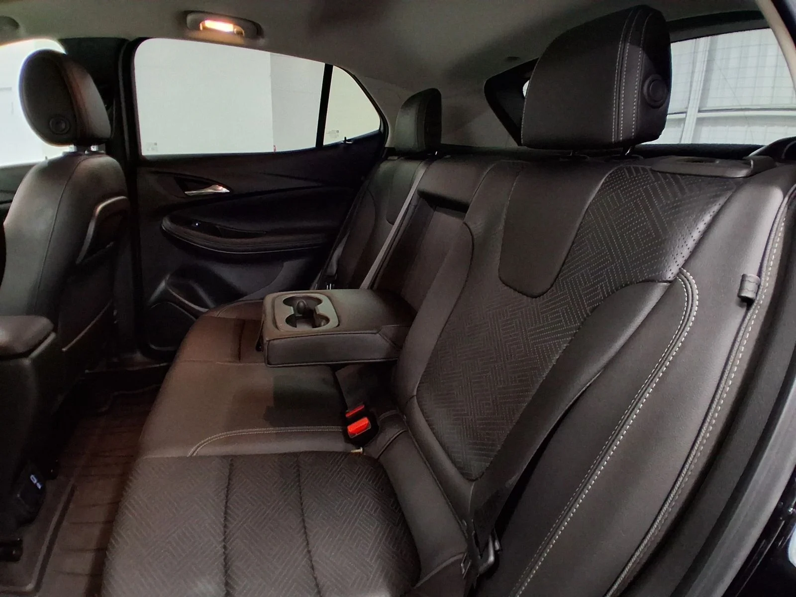 Used 2023 Black Buick Essence image 19