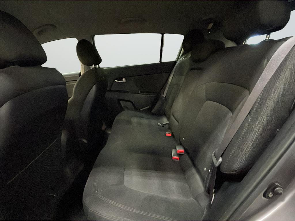Used 2011 Silver Kia LX image 28