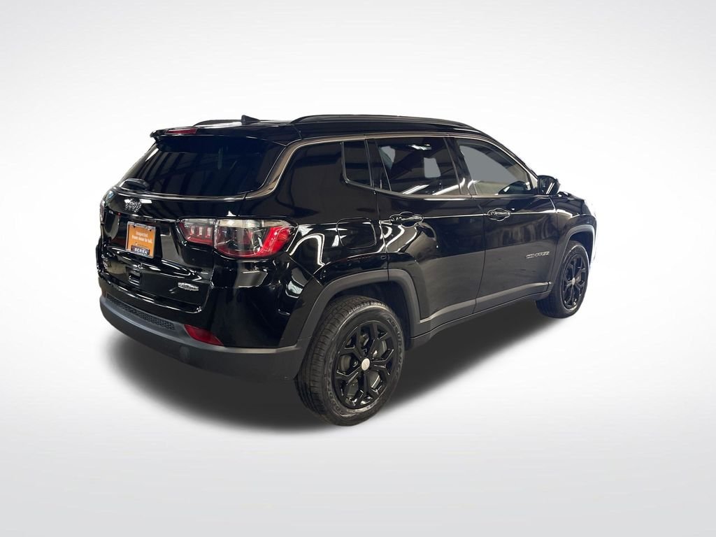 Used 2024 Black Jeep Latitude image 5