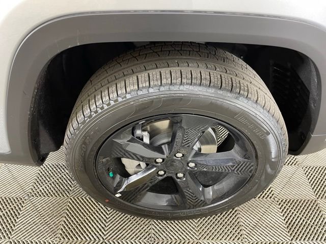 2025 Jeep Grand Cherokee Limited - Photo 11