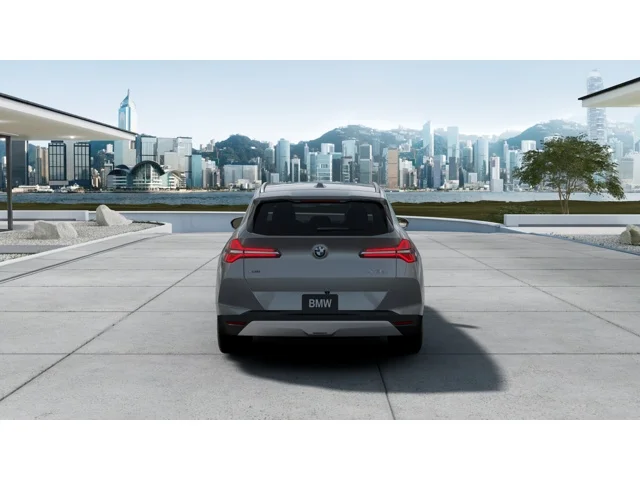 New 2026 Skyscraper Grey Metallic BMW  image 5
