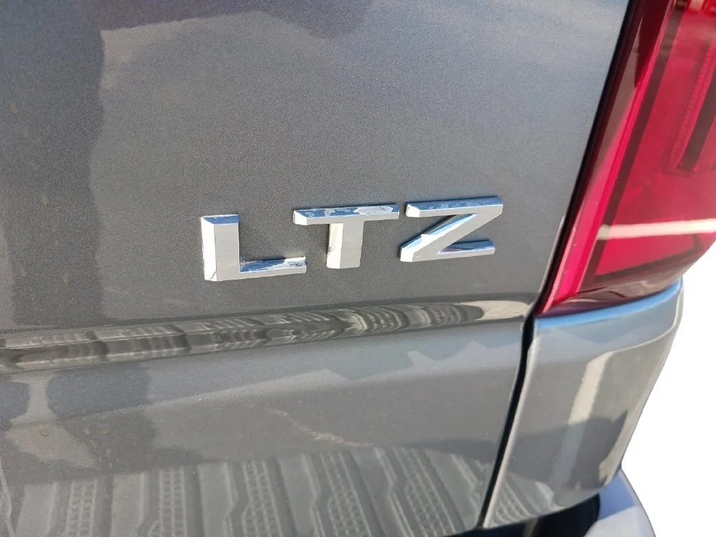 Used 2021 SATIN STEEL METALLIC Chevrolet LTZ image 30