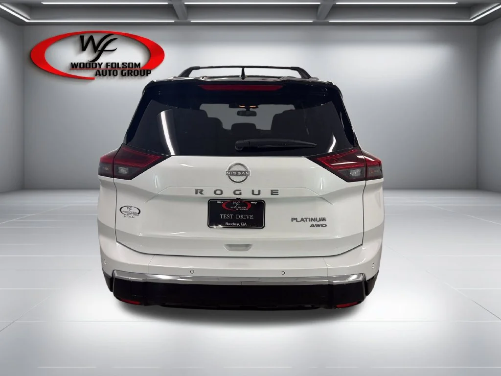 New 2026 Everest White Pearl TriCoat / Super Black Two-tone Nissan Platinum image 7
