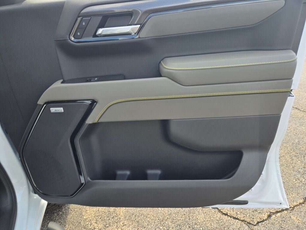 2026 Chevrolet Silverado 1500 ZR2 - Photo 7