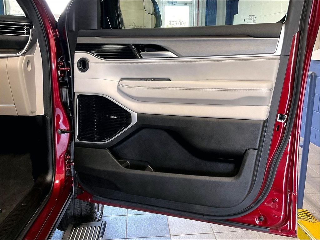 Used 2025 Red Jeep Series III image 12