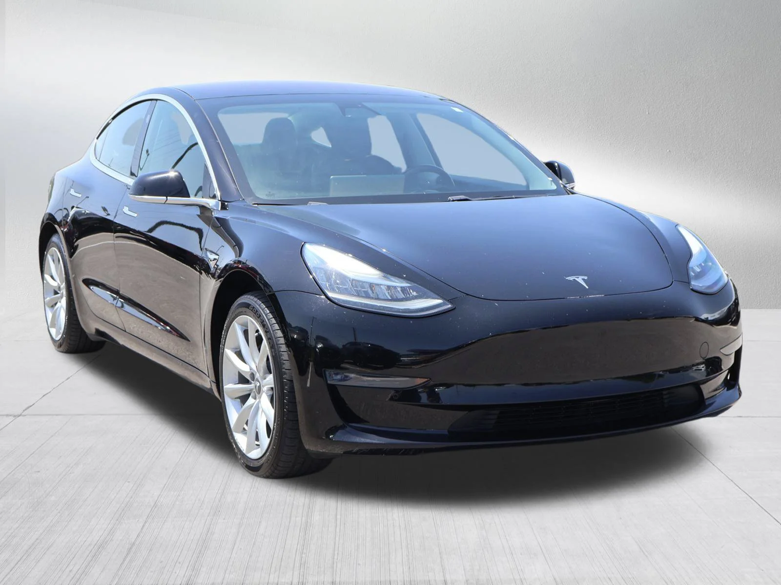 2018 Tesla Model 3's photo