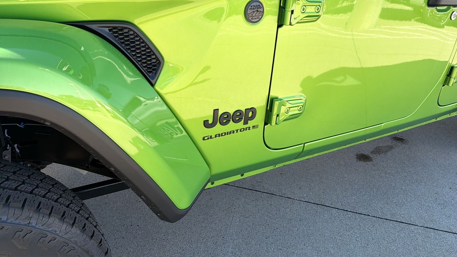 New 2026 Mojito Exterior Paint Jeep Sport S image 10