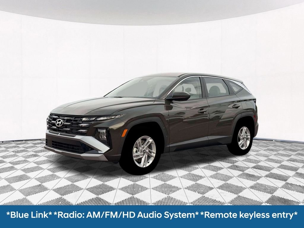 New 2026 Green Hyundai SE image 2