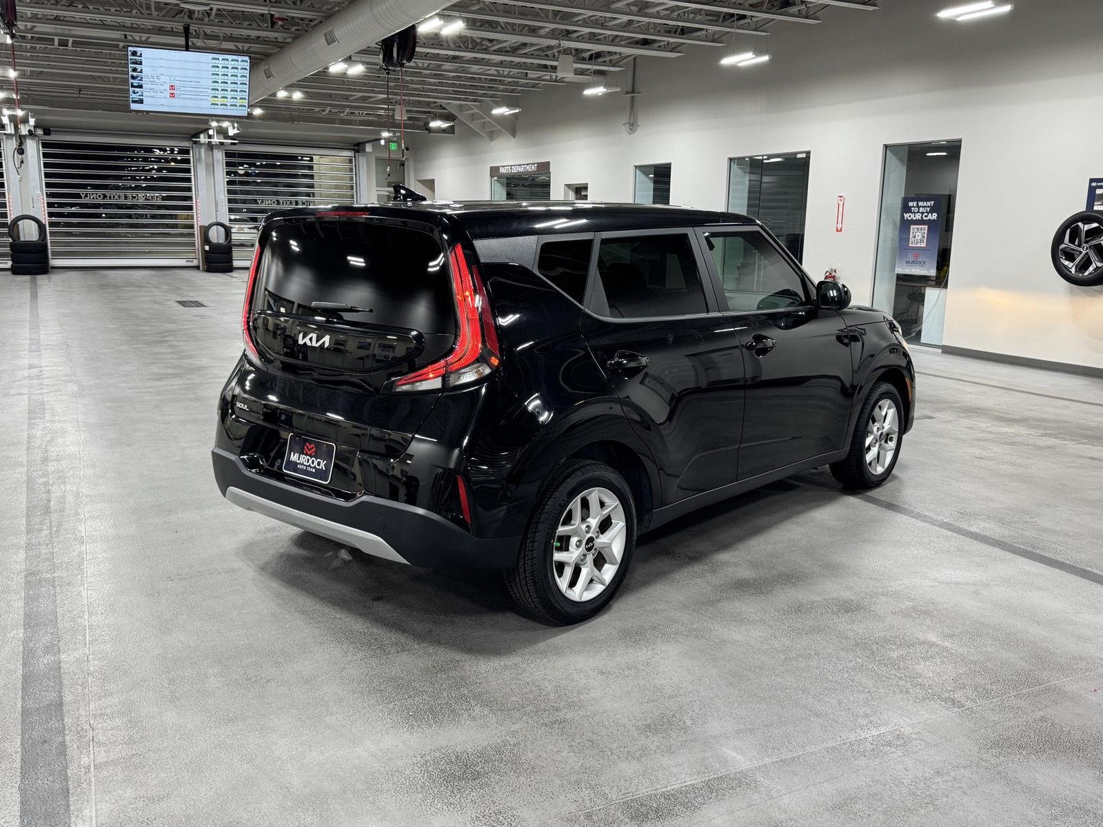 2023 Kia Soul S - Photo 10